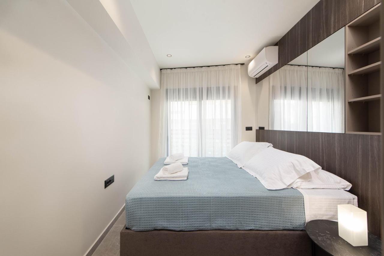 30 Senses Luxury Apartment Insight เอียลิซอส ภายนอก รูปภาพ