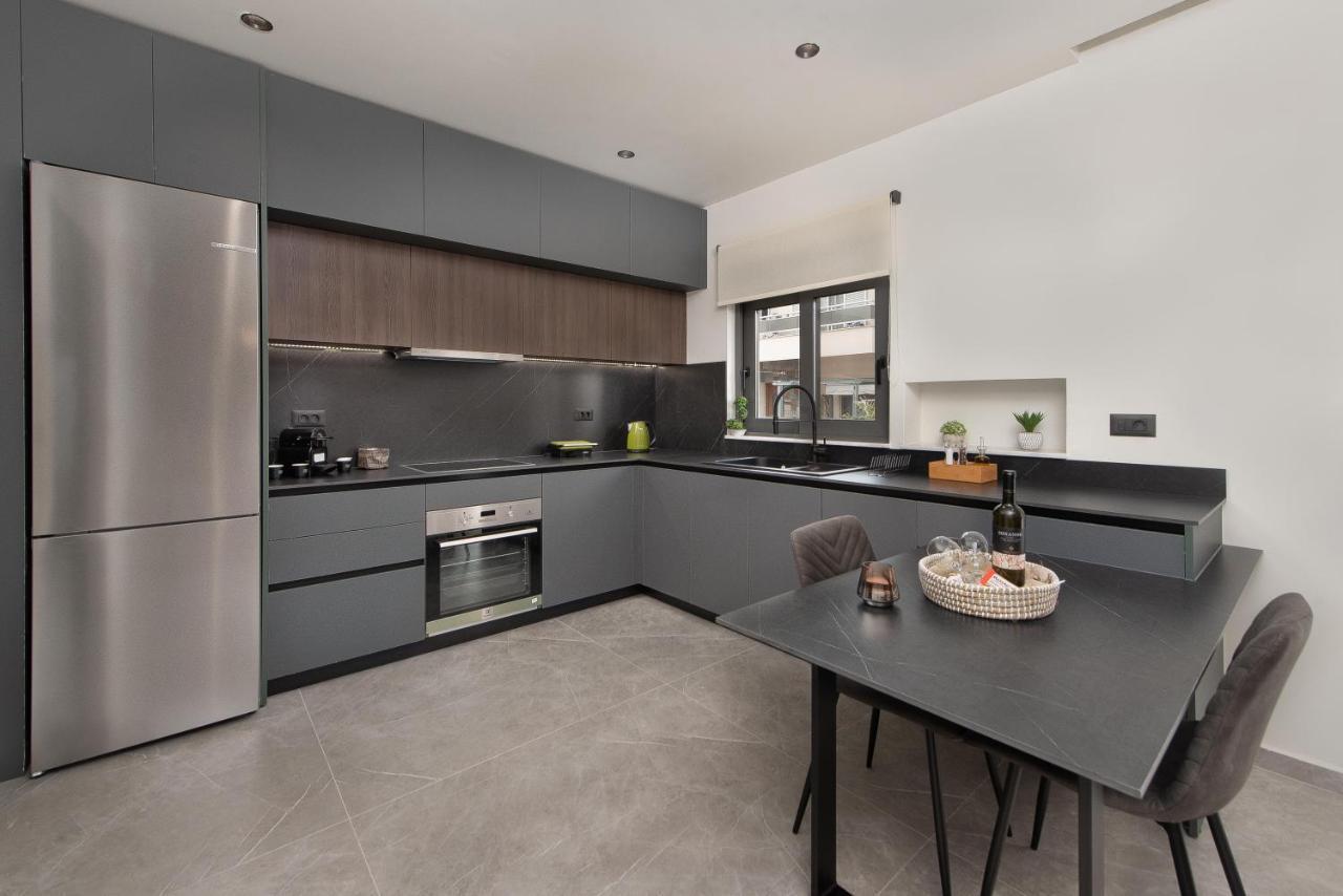 30 Senses Luxury Apartment Insight เอียลิซอส ภายนอก รูปภาพ